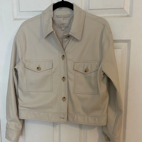 LOFT Women's bone colored pleather Jacket nwt small petite - Picture 1 of 7